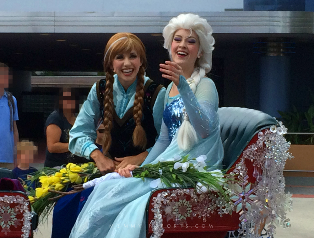 Anna & Elsa Parade