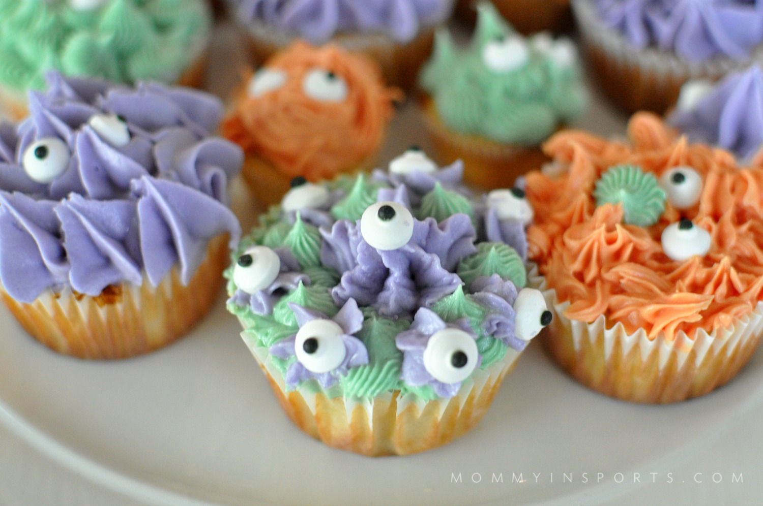 monster-cupcakes-lilas-close-up