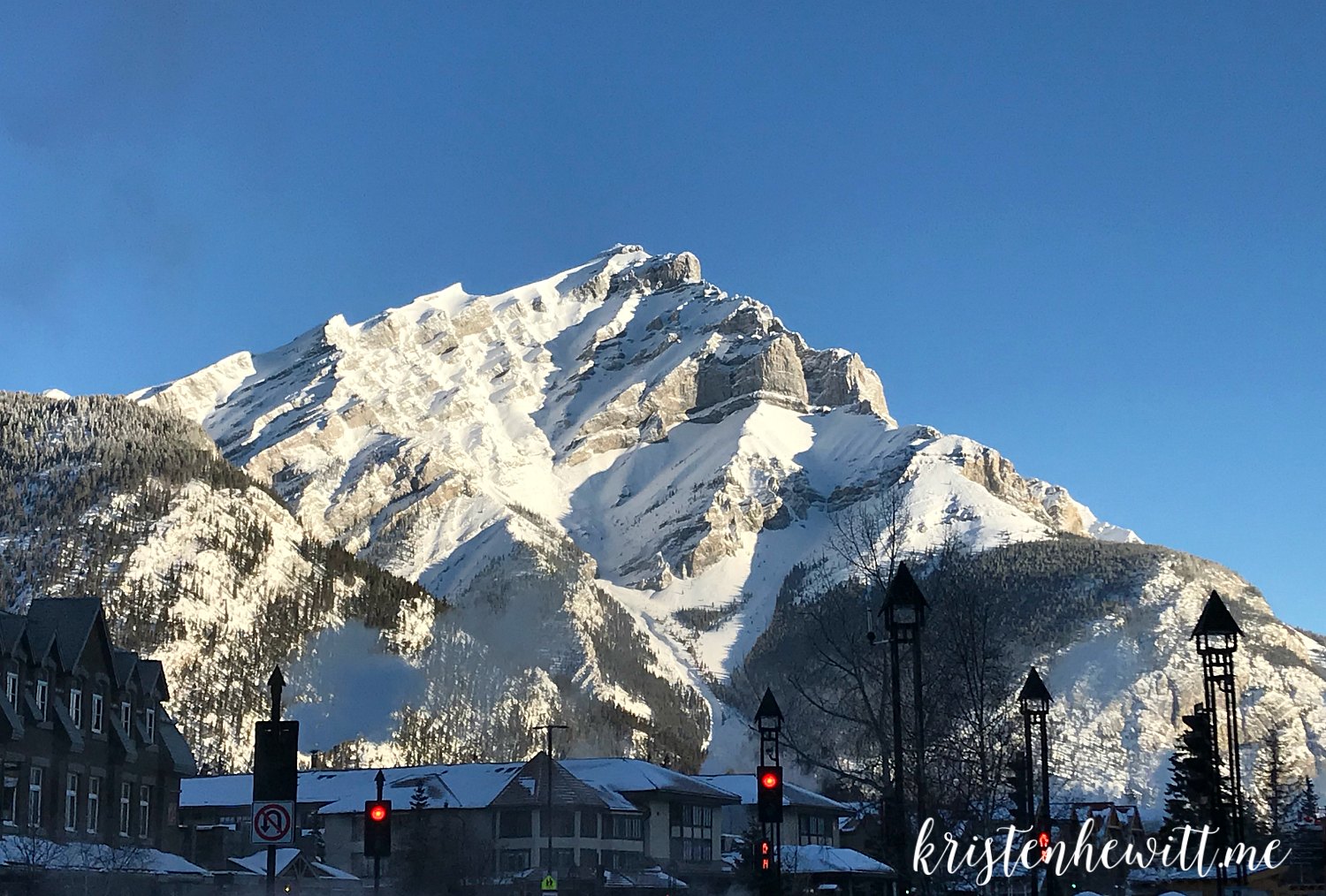 Looking for the perfect place to go on a family ski trip? Try Banff in the Canadian Rockies and the family-friendly resort Sunshine Village!